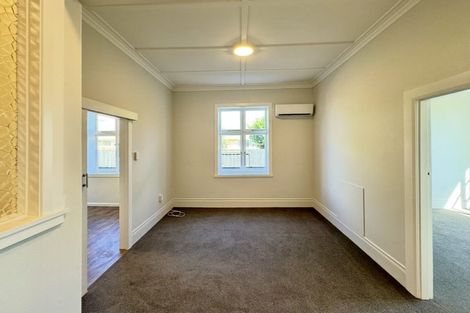 Photo of property in 146 Featherston Street, Palmerston North, 4410