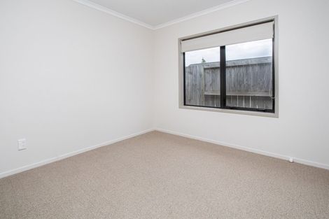 Photo of property in 5 Waltham Place, Rototuna North, Hamilton, 3210