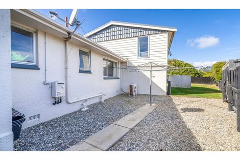 Photo of property in 10 Robert Street, Otatara, Invercargill, 9879