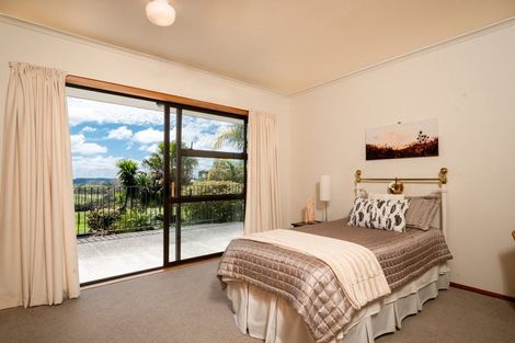 Photo of property in 14 Peters Lane, Taupaki, Henderson, 0782