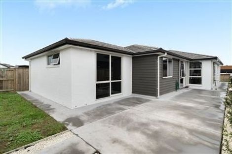 Photo of property in 17 Pimelea Street, Papamoa Beach, Papamoa, 3118