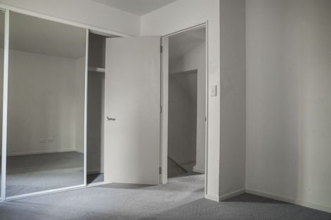 Photo of property in Pirie Street Townhouses, 18/35 Pirie Street, Mount Victoria, Wellington, 6011