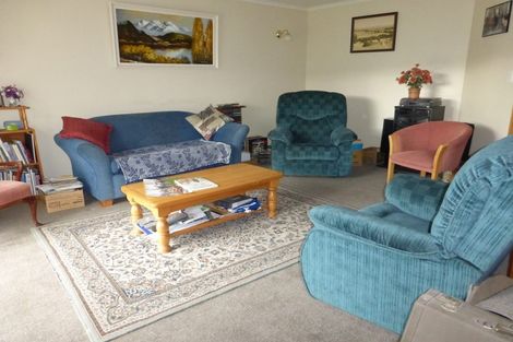 Photo of property in 4 Fuchsia Place, Halswell, Christchurch, 8025