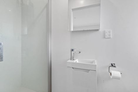 Photo of property in 9/14 Ruakiwi Road, Hamilton Lake, Hamilton, 3204