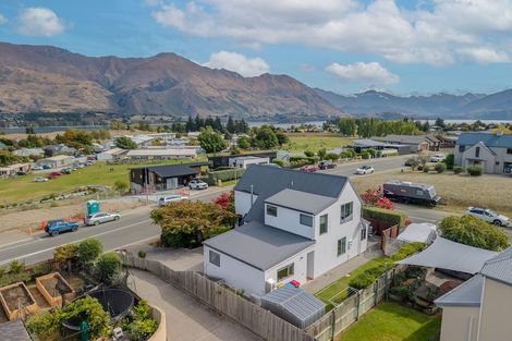 Photo of property in 47 Kings Drive, Wanaka, 9305