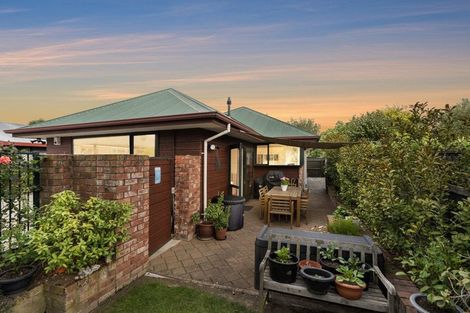 Photo of property in 2/134 Milton Street, Somerfield, Christchurch, 8024