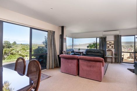 Photo of property in 75b Harvey Street, Waipahihi, Taupo, 3330