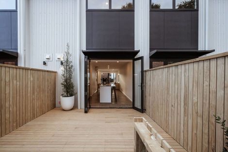 Photo of property in 7 Clayton Lane, Tauranga South, Tauranga, 3112