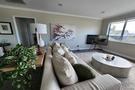 Photo of property in 89b William Bayes Place, Red Beach, 0932