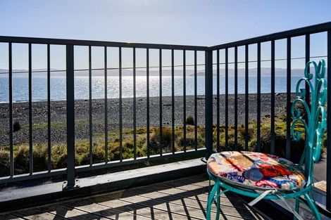 Photo of property in 147 Marine Parade, Eastbourne, Lower Hutt, 5013