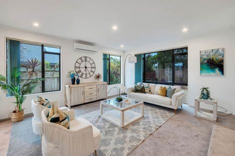 Photo of property in 16 Brittany Drive, Henderson, Auckland, 0612