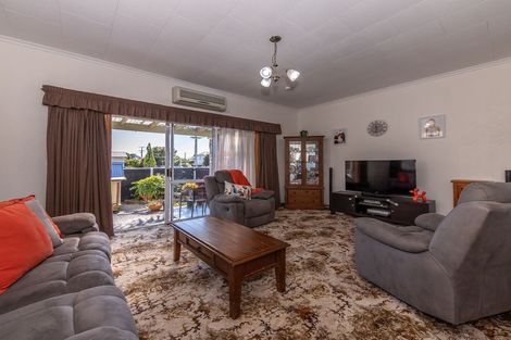 Photo of property in 92 Russell Street, Westport, 7825