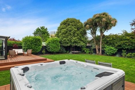 Photo of property in 73 Stanbury Avenue, Somerfield, Christchurch, 8024