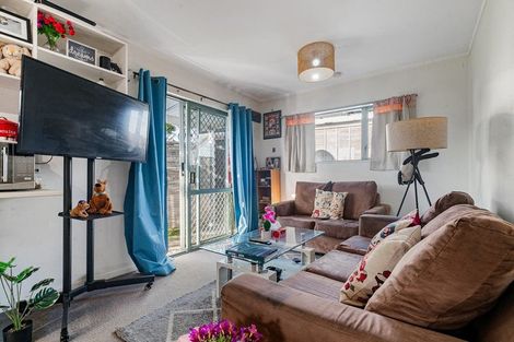 Photo of property in 440 Porchester Road, Randwick Park, Auckland, 2105