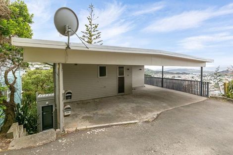 Photo of property in 10 Laurent Place, Kingston, Wellington, 6021