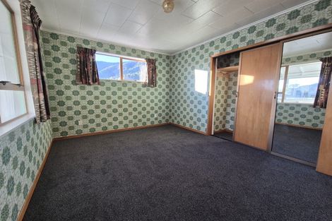 Photo of property in 21b Devon Street, Picton, 7220