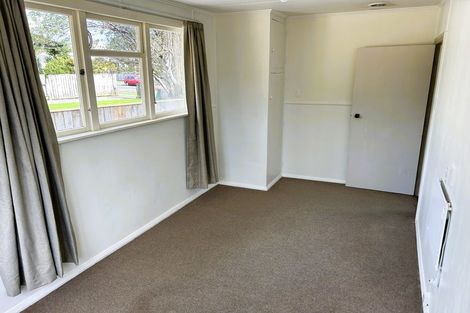 Photo of property in 19 Miro Street, Merrilands, New Plymouth, 4312