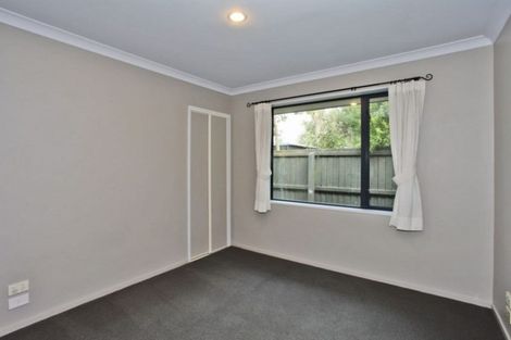 Photo of property in 5 Punga Lane, Parklands, Christchurch, 8083