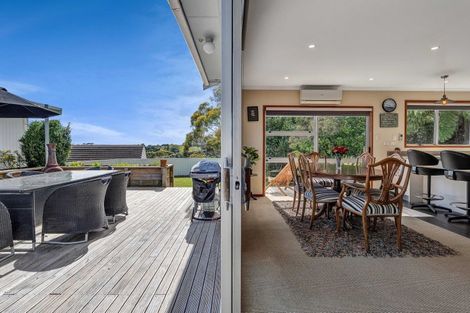 Photo of property in 377 Mangorei Road, Merrilands, New Plymouth, 4312