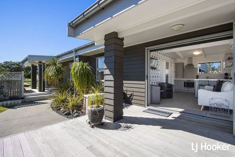Photo of property in 12 Snell Crescent, Waihi Beach, 3611
