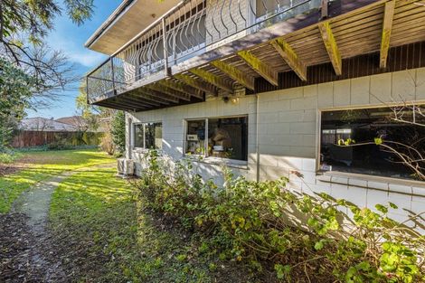 Photo of property in 360 Yaldhurst Road, Russley, Christchurch, 8042