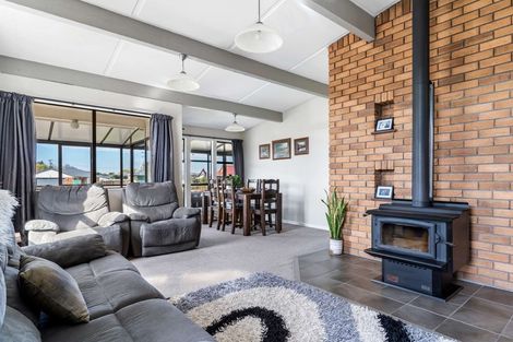 Photo of property in 13 Crossleigh Crescent, Balclutha, 9230