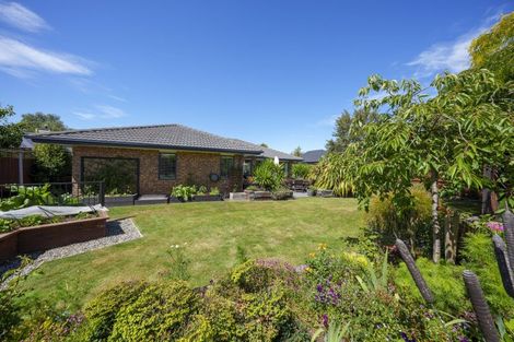 Photo of property in 2 Taunton Place, Rangiora, 7400