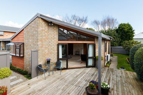 Photo of property in 30a Campbell Street, Palmerston North, 4410