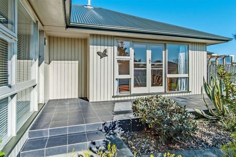 Photo of property in 73 Bridge Street, New Brighton, Christchurch, 8062