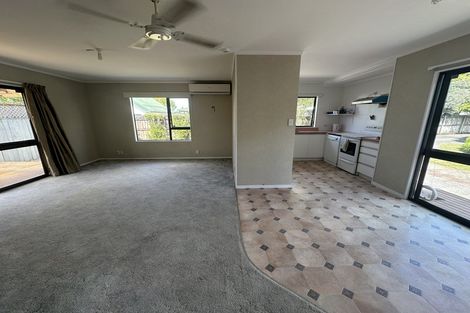 Photo of property in 91b Oakfield Crescent, Pukete, Hamilton, 3200