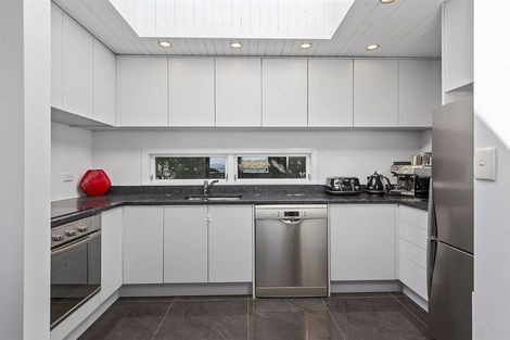 Photo of property in 29 The Track, Plimmerton, Porirua, 5026