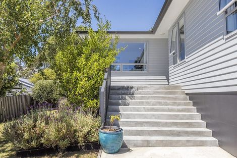 Photo of property in 7 Quinn Grove, Ranui, Porirua, 5024