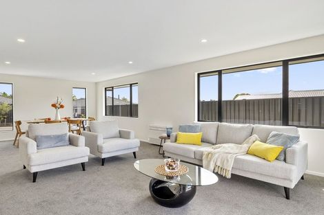 Photo of property in 8 Magnolia Lane, Mosgiel, 9024