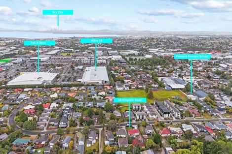 Photo of property in 28 Kingdale Road, Henderson, Auckland, 0610
