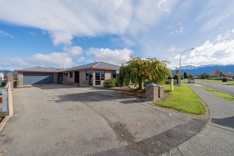 Photo of property in 4 Melland Place, Te Anau, 9600
