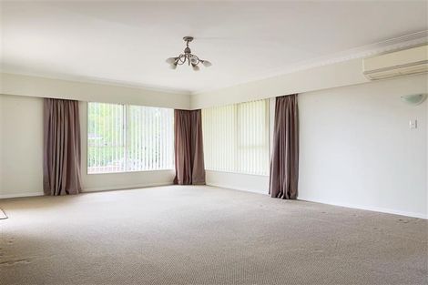 Photo of property in 1/32 Matuhi Rise, Henderson, Auckland, 0612
