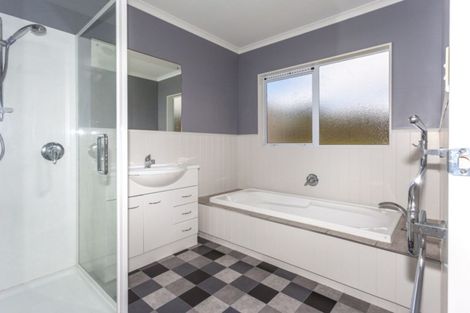 Photo of property in 124a Kon Tiki Road, Whiritoa, Whangamata, 3691