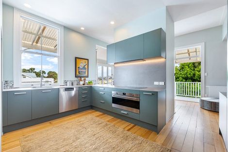Photo of property in 19 Buchanan Street, Devonport, Auckland, 0624