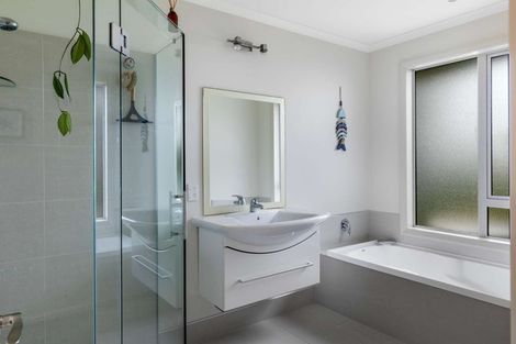 Photo of property in 12 Elley Drive, Carters Beach, Westport, 7825