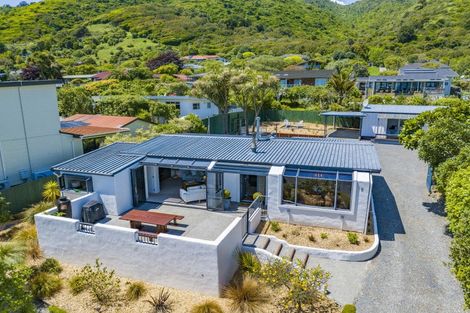 Photo of property in 5 Kotare Street, Waikanae, 5036