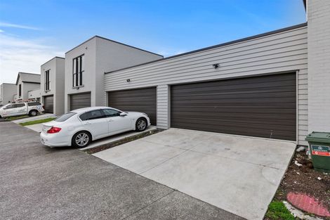Photo of property in 12b Hollowout Street, Takanini, 2112