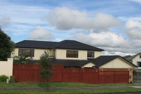 Photo of property in 76 Somerville Road, Shelly Park, Auckland, 2014