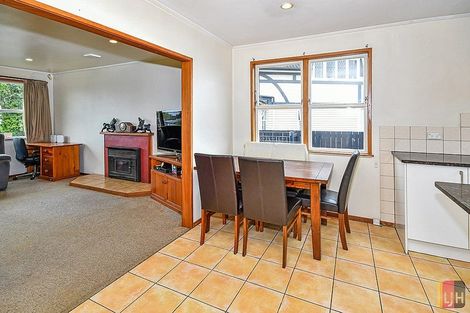 Photo of property in 12 Goodwin Drive, Rosehill, Papakura, 2113