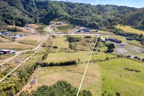 Photo of property in 485 Katherine Mansfield Drive, Blue Mountains, Upper Hutt, 5371