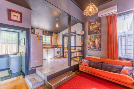 Photo of property in 4a Seaview Terrace, Bluff Hill, Napier, 4110