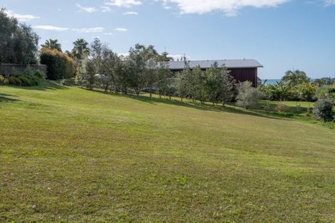 Photo of property in 46c Heretaunga Crescent, Cable Bay, 0420