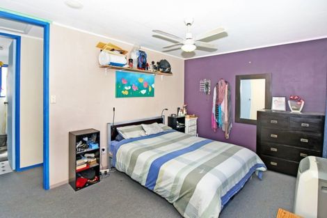 Photo of property in 4 Benbow Place, Westown, New Plymouth, 4310