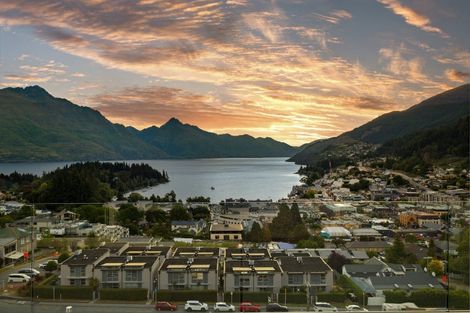 Photo of property in 55e Kent Street, Queenstown, 9300