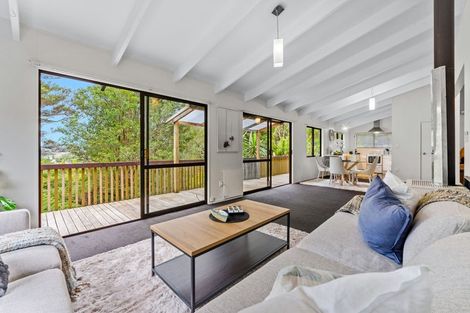 Photo of property in 2/19 Seaview Road, Glenfield, Auckland, 0629