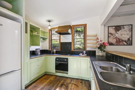 Photo of property in 27 Mornington Road, Brooklyn, Wellington, 6021